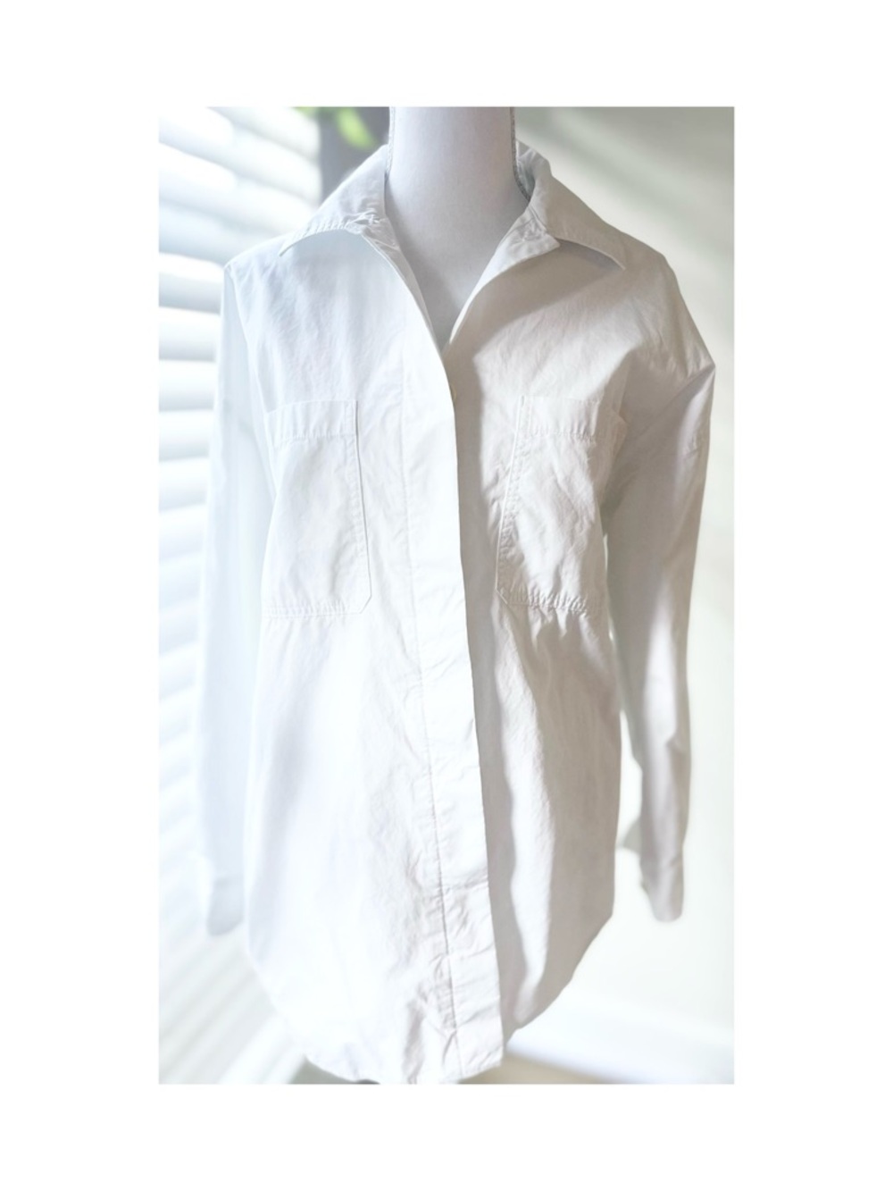 Aritzia White Button-Up Women's Shirt